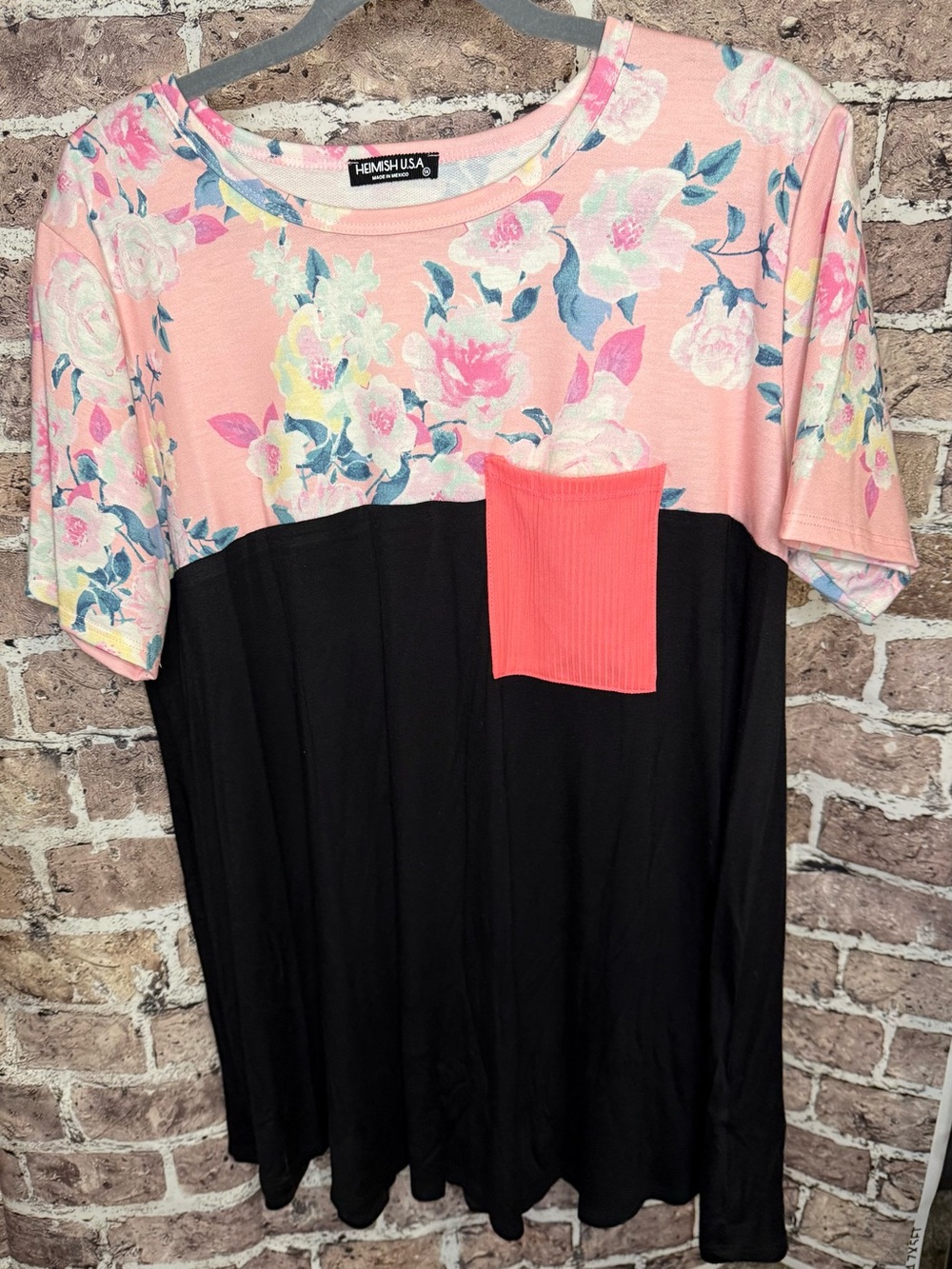HEIMISH USA Pink Floral & Black Colorblock Short Sleeve Tunic with Coral Pocket